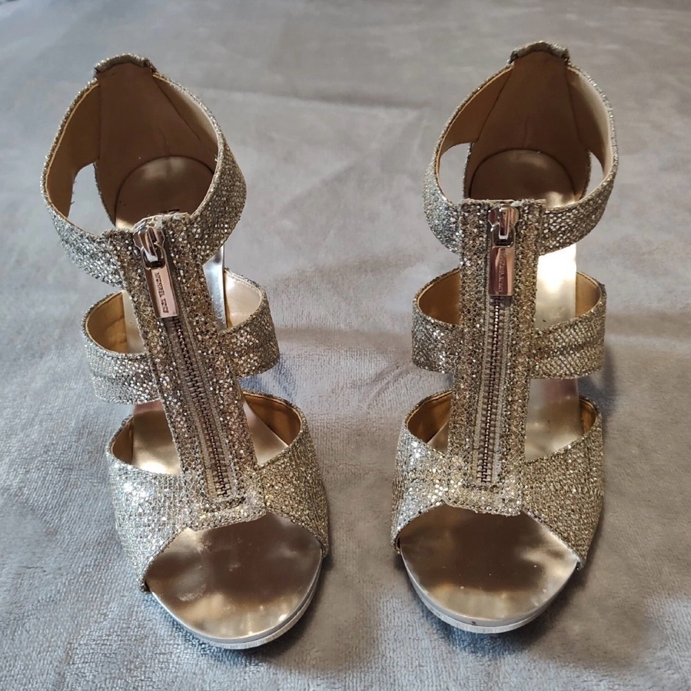 Michael Kors, Berkely T Strap Gold Heels Size 7 Excellent Condition.